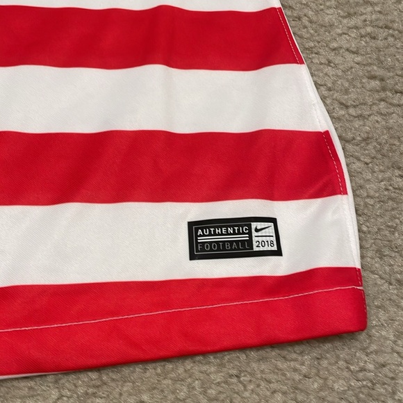 2018 Nike Women's USA Soccer Jersey size M NWT - Picture 3 of 4